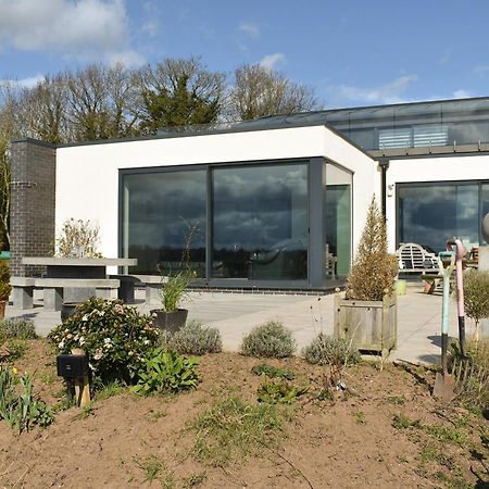 Park Barn Villa Whittington  Eksteriør bilde